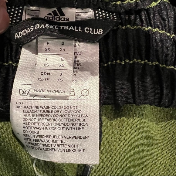 ADIDAS Olive Green Basketball Club Shorts Boys Youth Size XS - Picture 8 of 8
